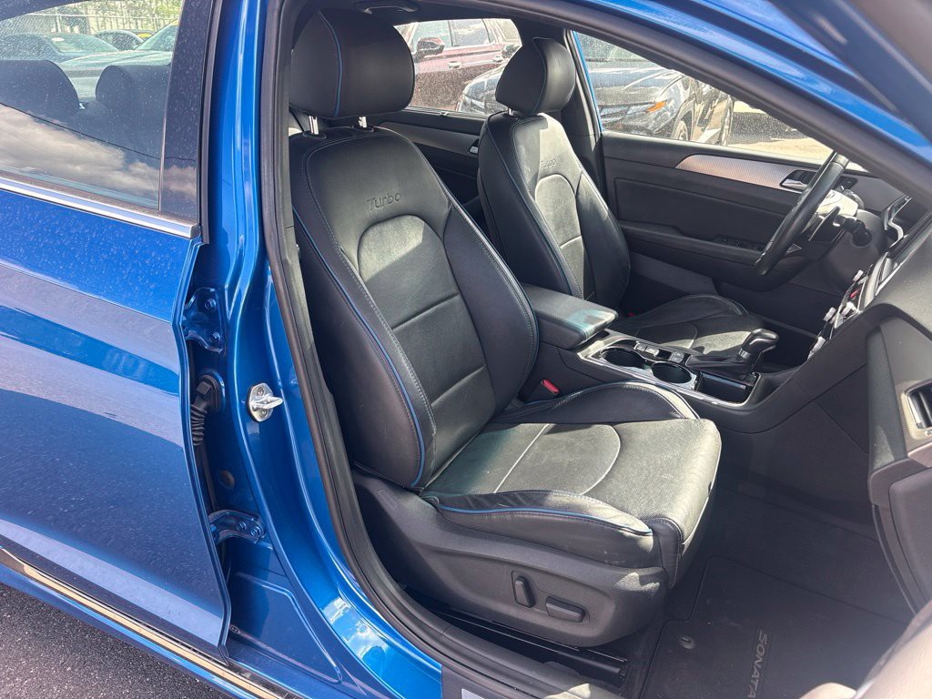 Used 2018 Blue Hyundai Limited image 20