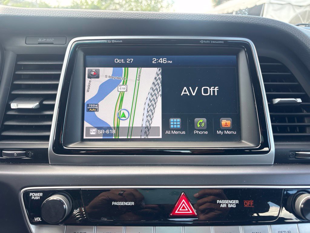 Used 2018 Blue Hyundai Limited image 26