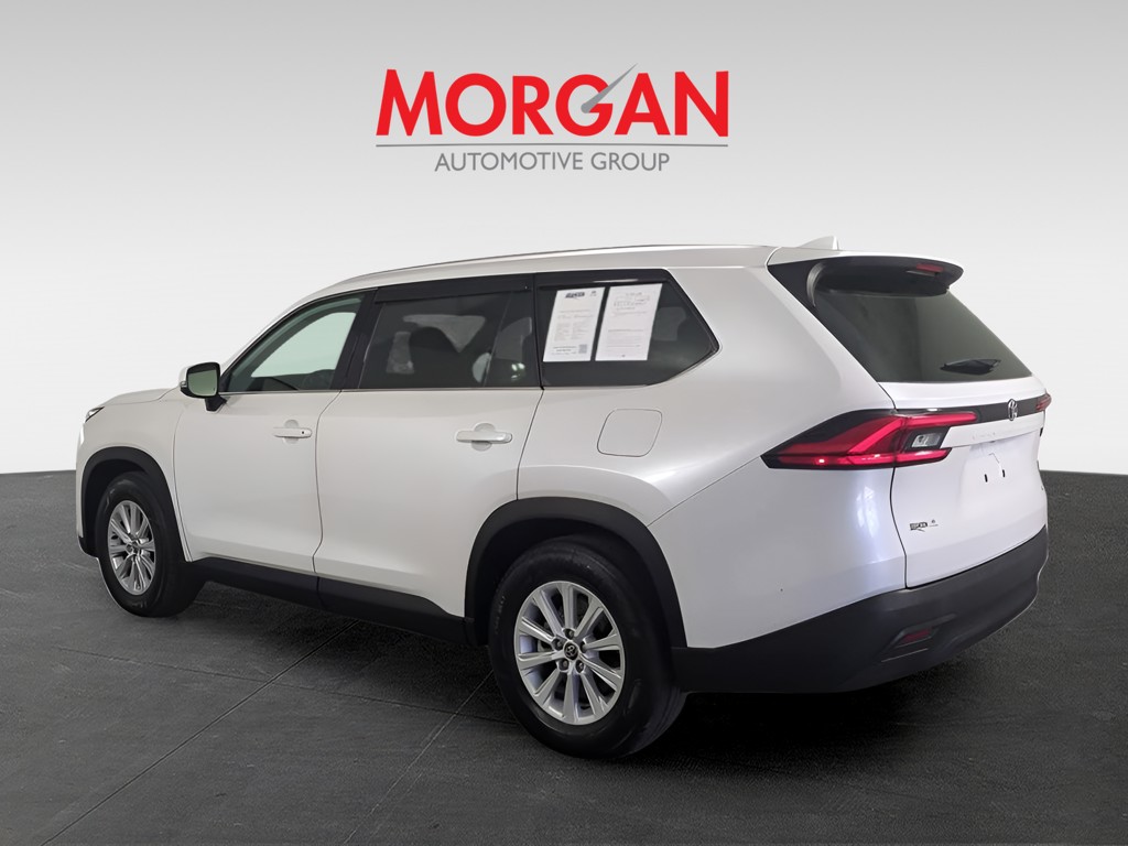 Used 2024 Beige Toyota XLE image 7