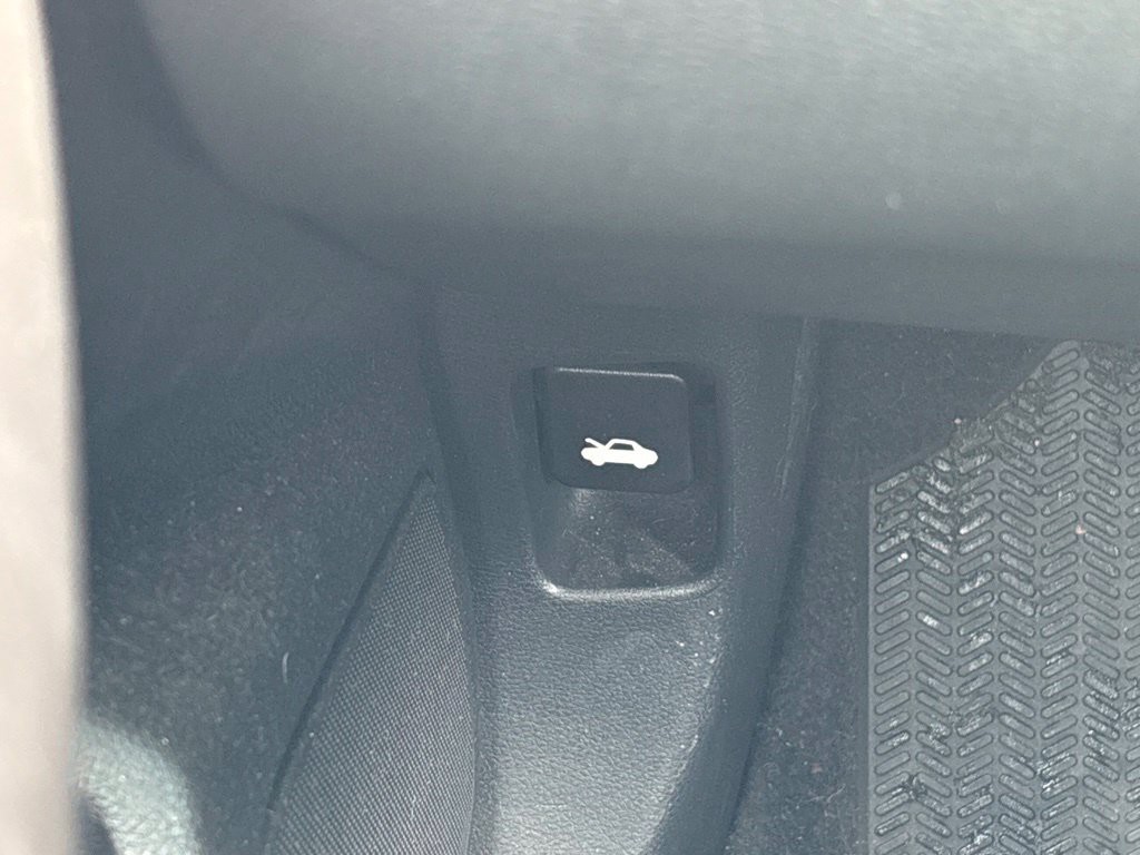 Used 2017 Silver Honda Si image 29