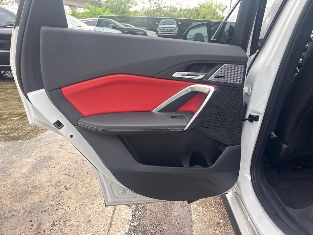 Used 2025 White BMW M35i image 16