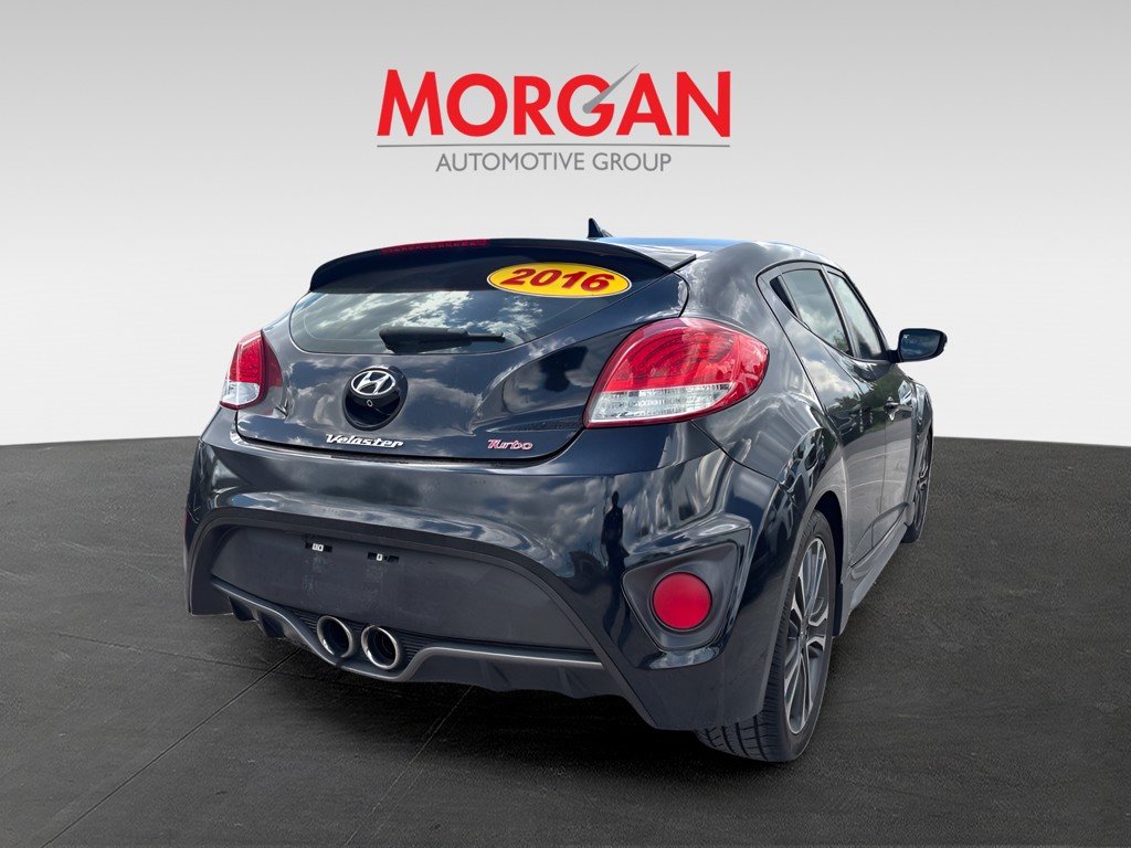 Used 2016 Black Hyundai Turbo image 3