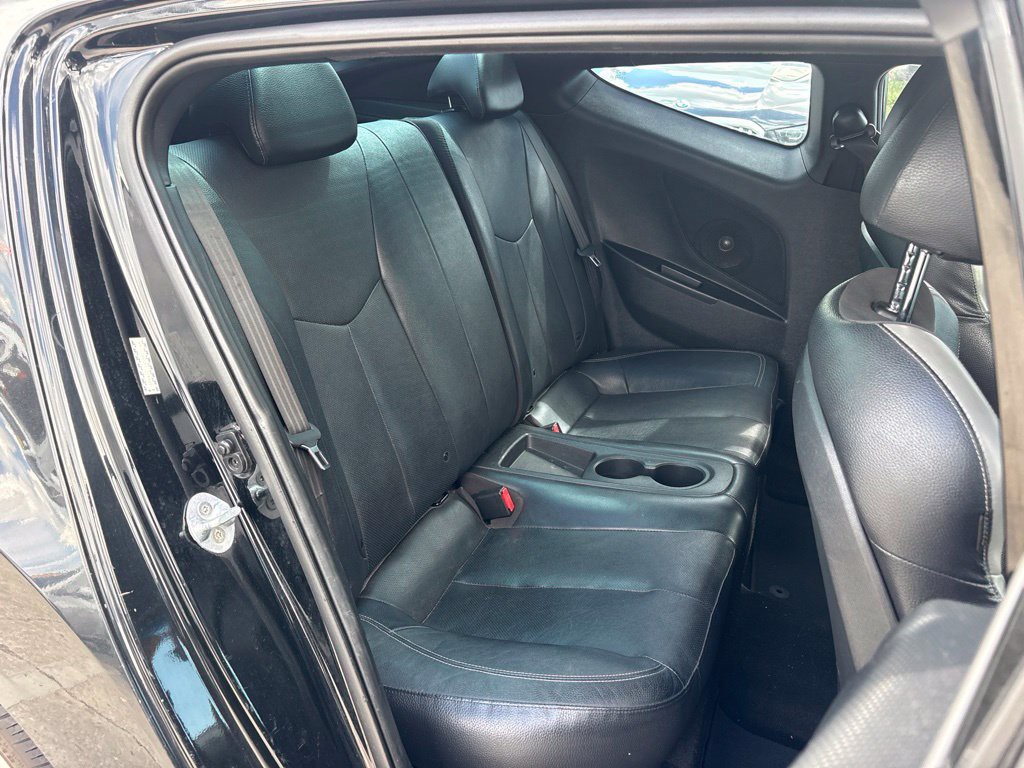 Used 2016 Black Hyundai Turbo image 14