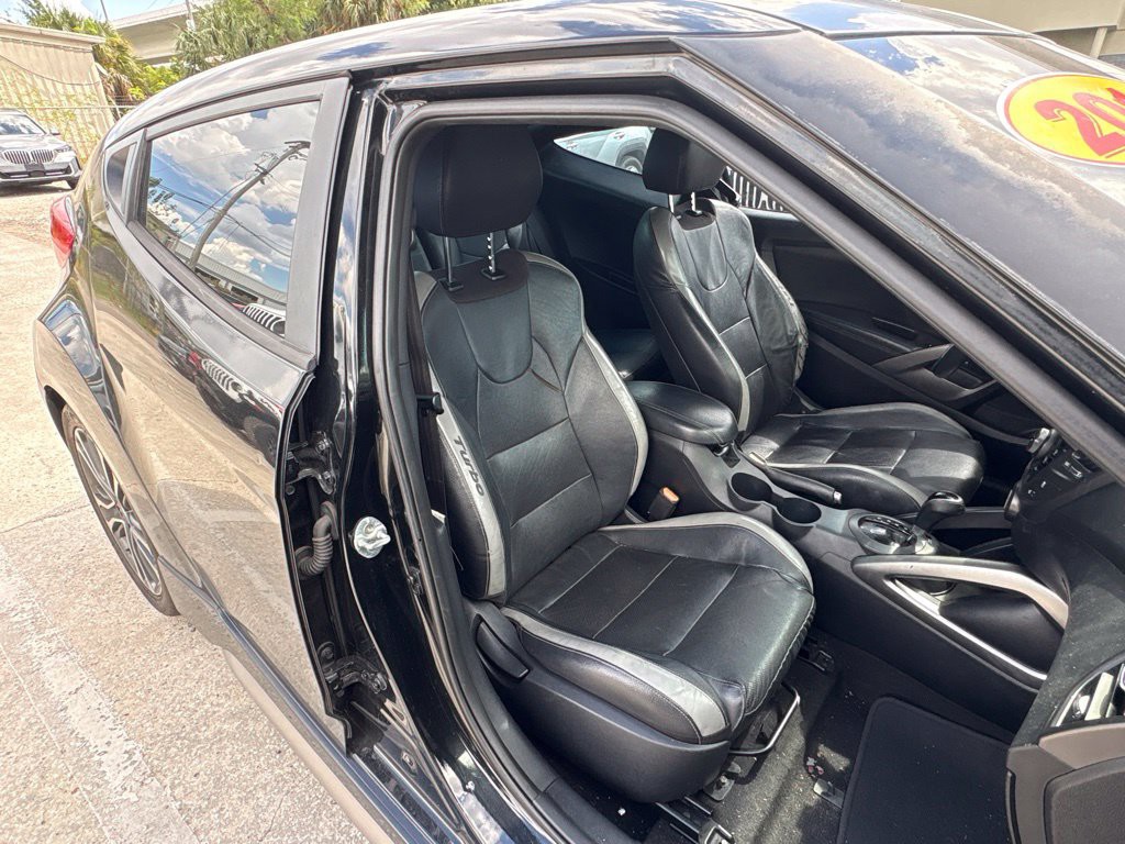 Used 2016 Black Hyundai Turbo image 16