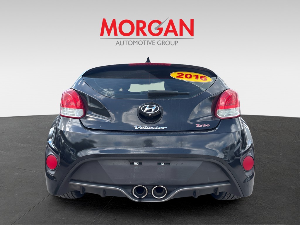 Used 2016 Black Hyundai Turbo image 4