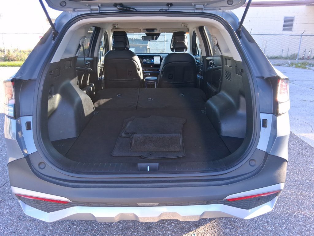 Used 2025 Silver Kia EX image 21