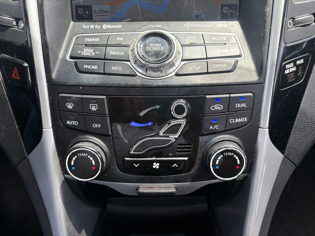 Used 2013 Black Hyundai Limited image 21
