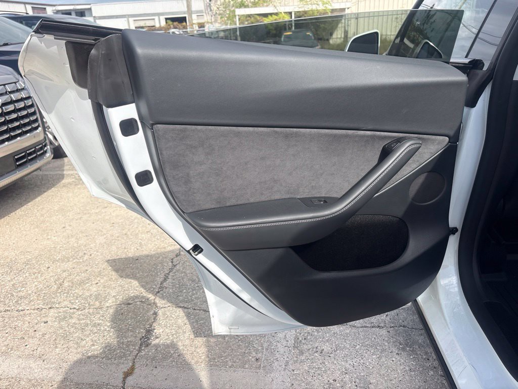 Used 2024  Tesla Performance image 14