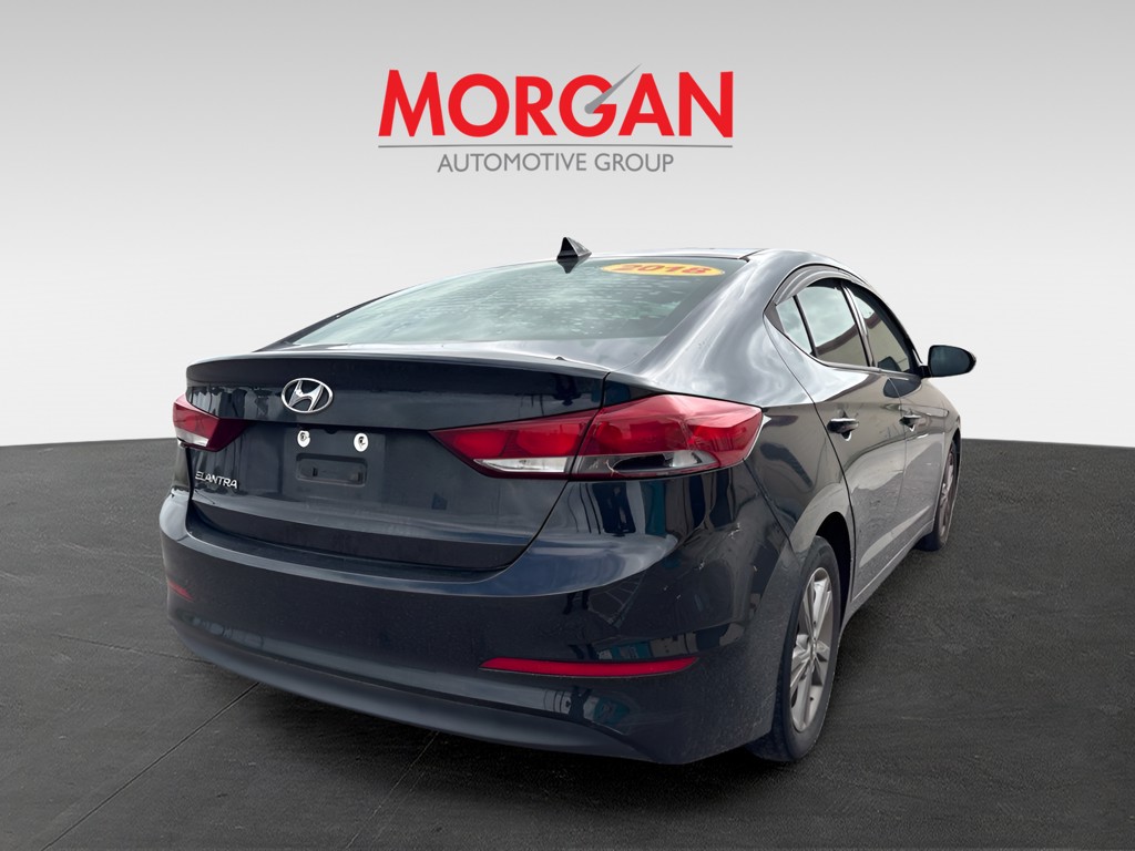 Used 2018 Black Hyundai SEL image 3