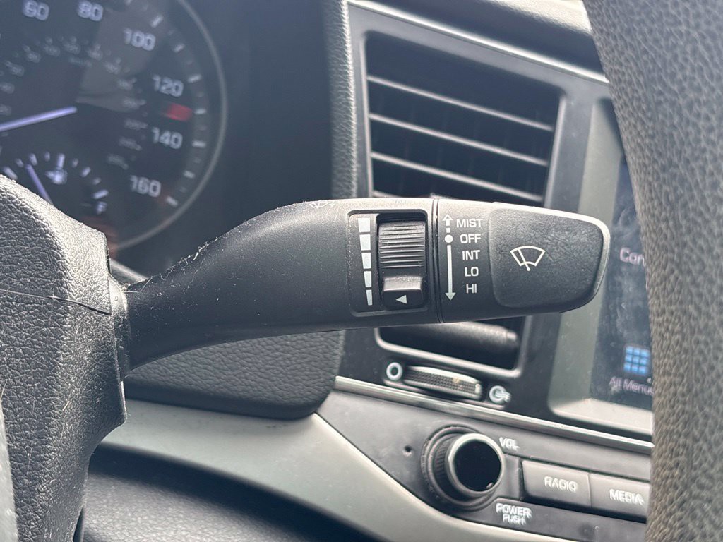 Used 2018 Black Hyundai SEL image 27
