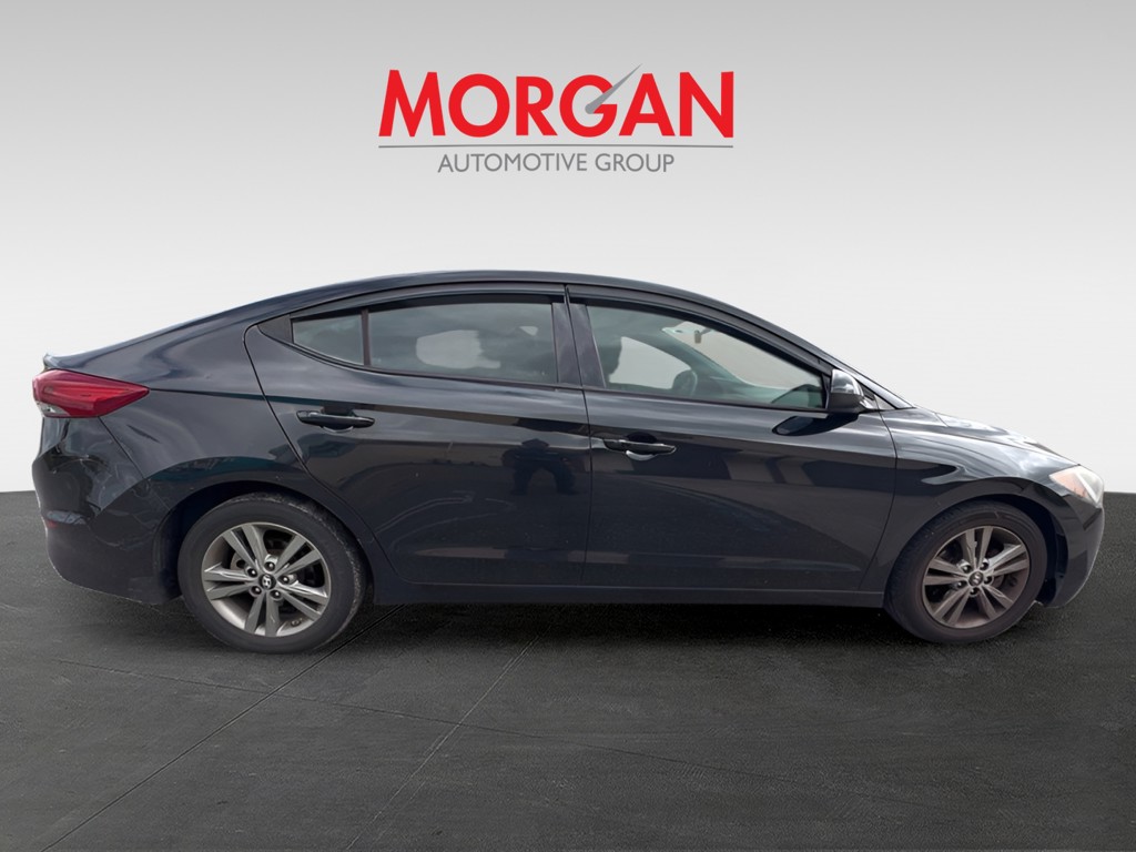 Used 2018 Black Hyundai SEL image 2