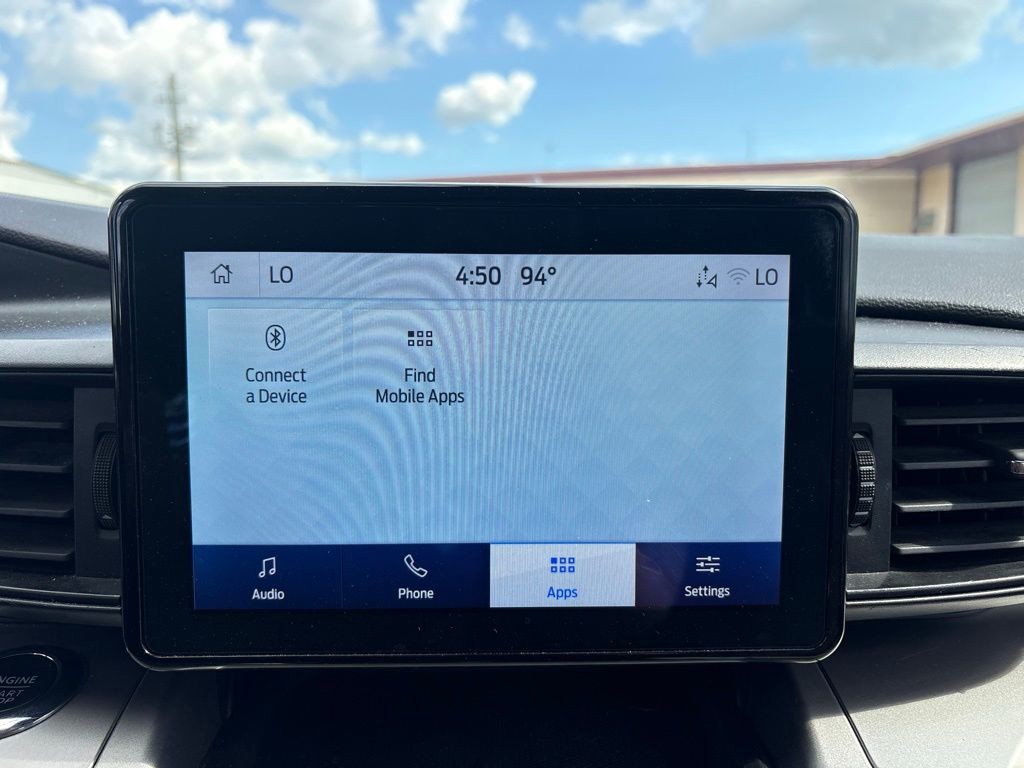 Used 2022 White Ford XLT image 21