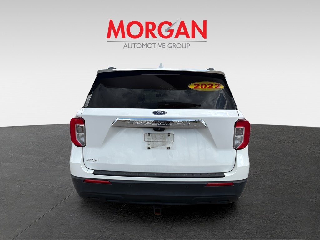 Used 2022 White Ford XLT image 4