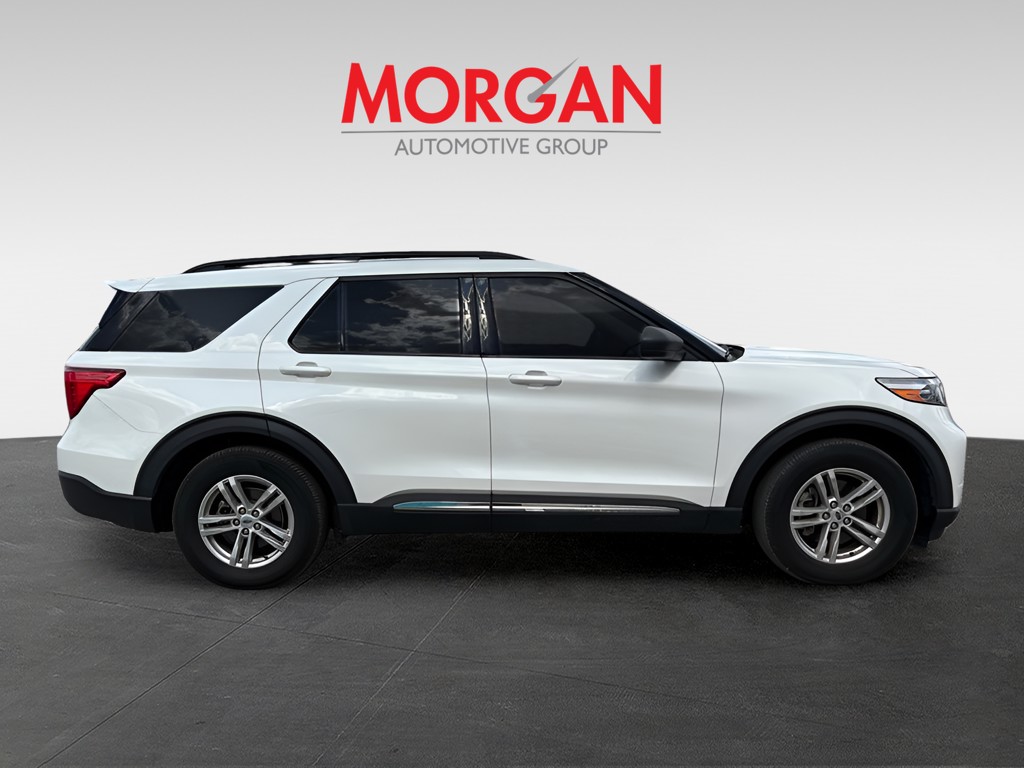 Used 2022 White Ford XLT image 2