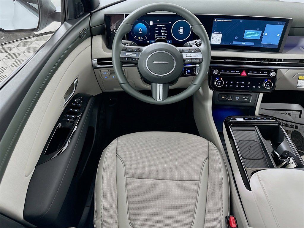 Used 2025 White Hyundai Limited image 16