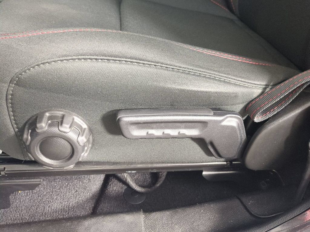 Used 2022 Gray Jeep Unlimited Rubicon image 22