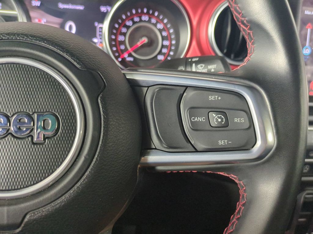 Used 2022 Gray Jeep Unlimited Rubicon image 32