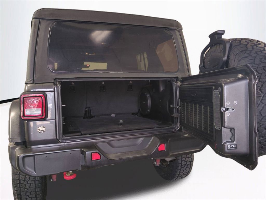 Used 2022 Gray Jeep Unlimited Rubicon image 14
