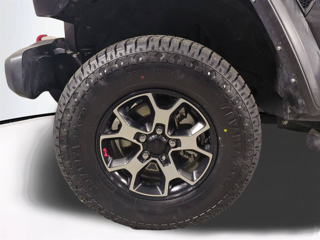 Used 2022 Gray Jeep Unlimited Rubicon image 11