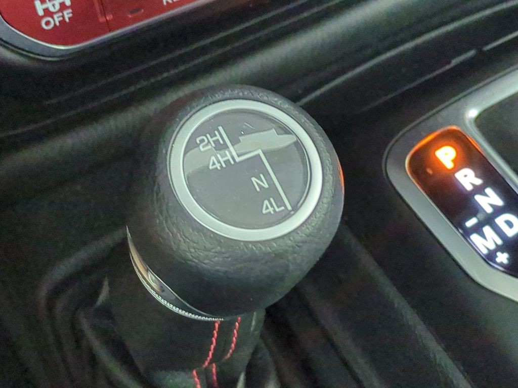 Used 2022 Gray Jeep Unlimited Rubicon image 27