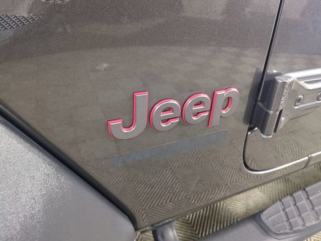 Used 2022 Gray Jeep Unlimited Rubicon image 13