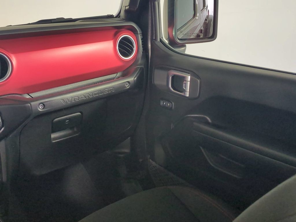 Used 2022 Gray Jeep Unlimited Rubicon image 19