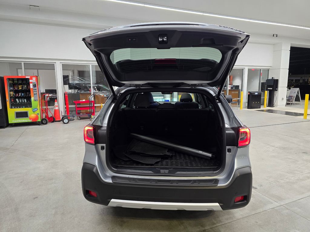 Used 2025 Silver Subaru Limited XT image 38