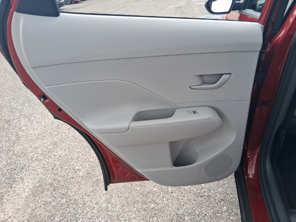 Used 2024 Red Hyundai SEL image 14