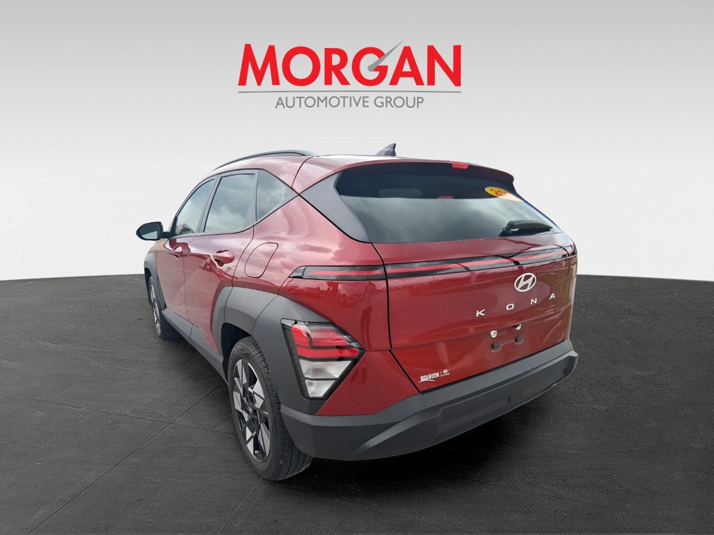 Used 2024 Red Hyundai SEL image 5