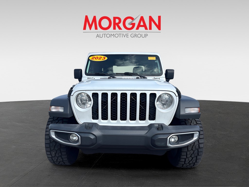Used 2023 White Jeep Sport S image 8