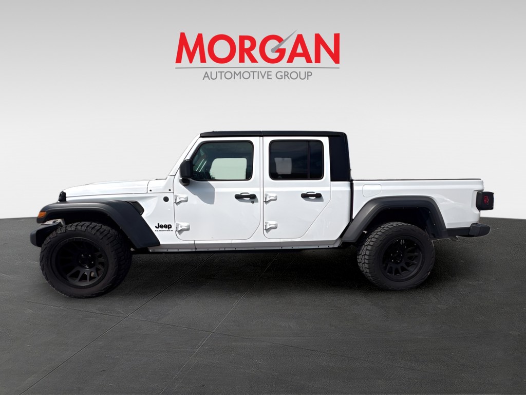 Used 2023 White Jeep Sport S image 6
