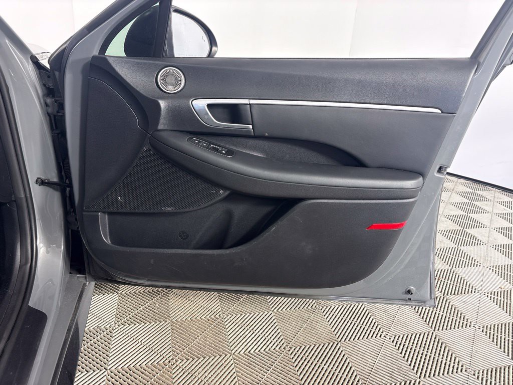 Used 2020 Gray Hyundai SEL image 20
