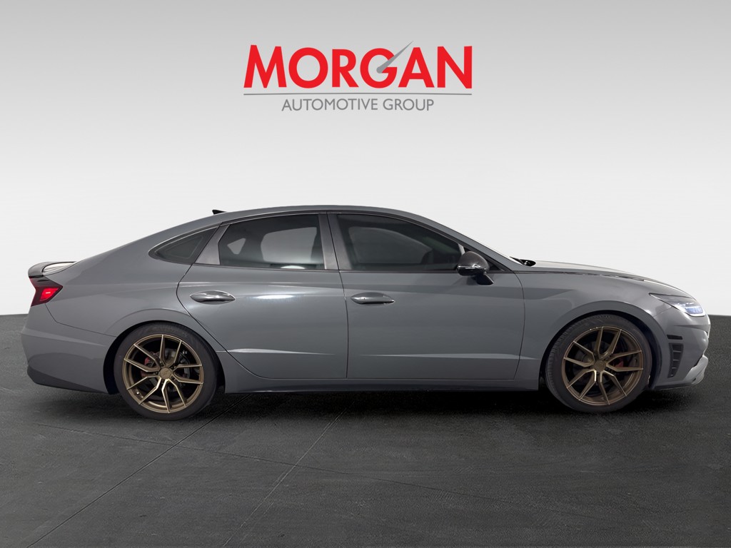 Used 2020 Gray Hyundai SEL image 2