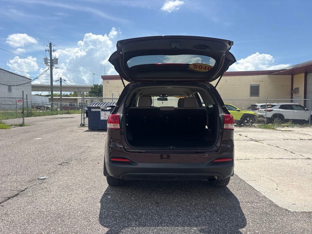 Used 2016 Red Kia LX image 14
