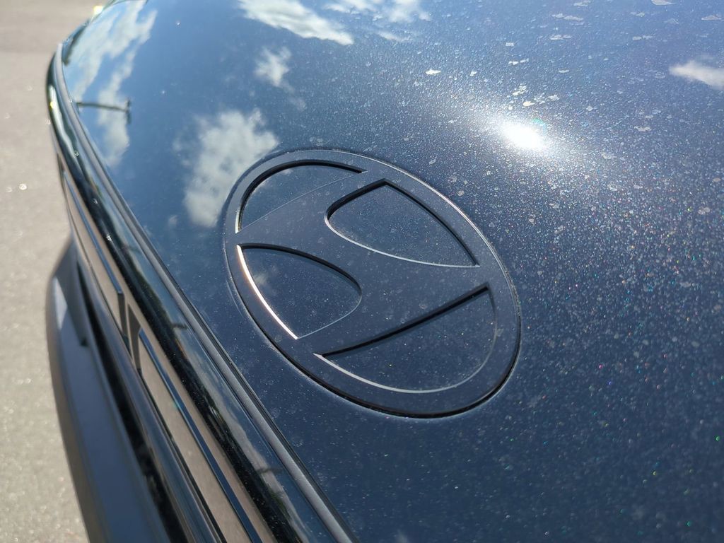 New 2026 Black Hyundai XRT image 13