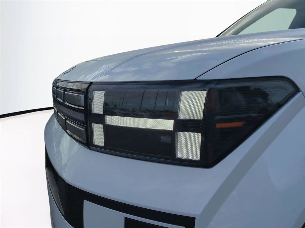 New 2026 White Hyundai SEL image 10