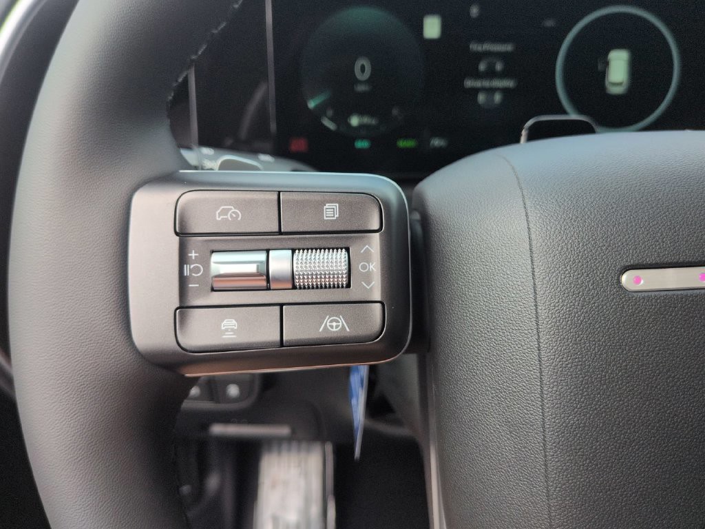 New 2027 Gray Hyundai Blue SEL Premium image 40