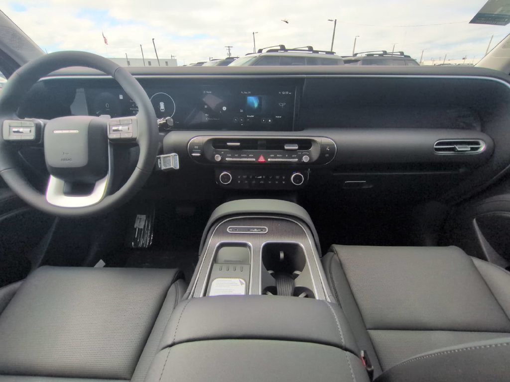 New 2027 Gray Hyundai Blue SEL Premium image 21