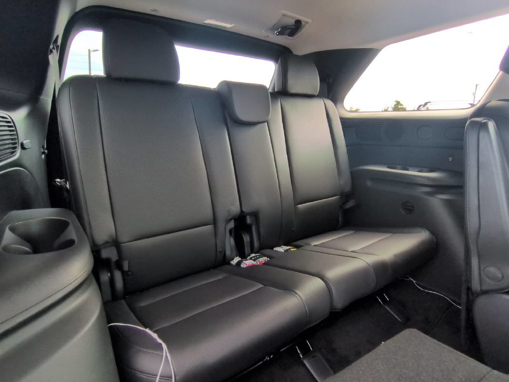 New 2027 Gray Hyundai Blue SEL Premium image 18