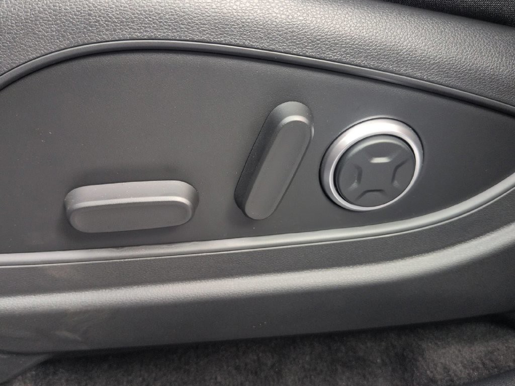 New 2027 Gray Hyundai Blue SEL Premium image 27