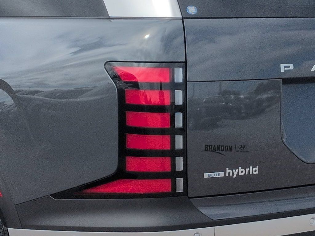 New 2027 Gray Hyundai Blue SEL Premium image 8