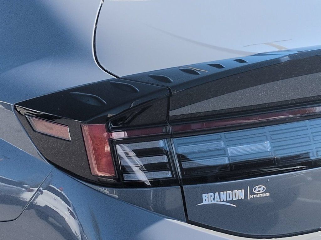 New 2027  Hyundai SEL image 8