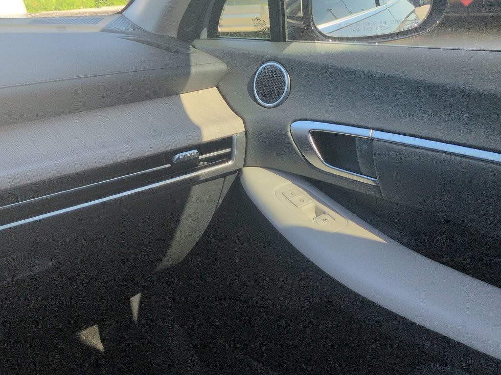 New 2027  Hyundai SEL image 23