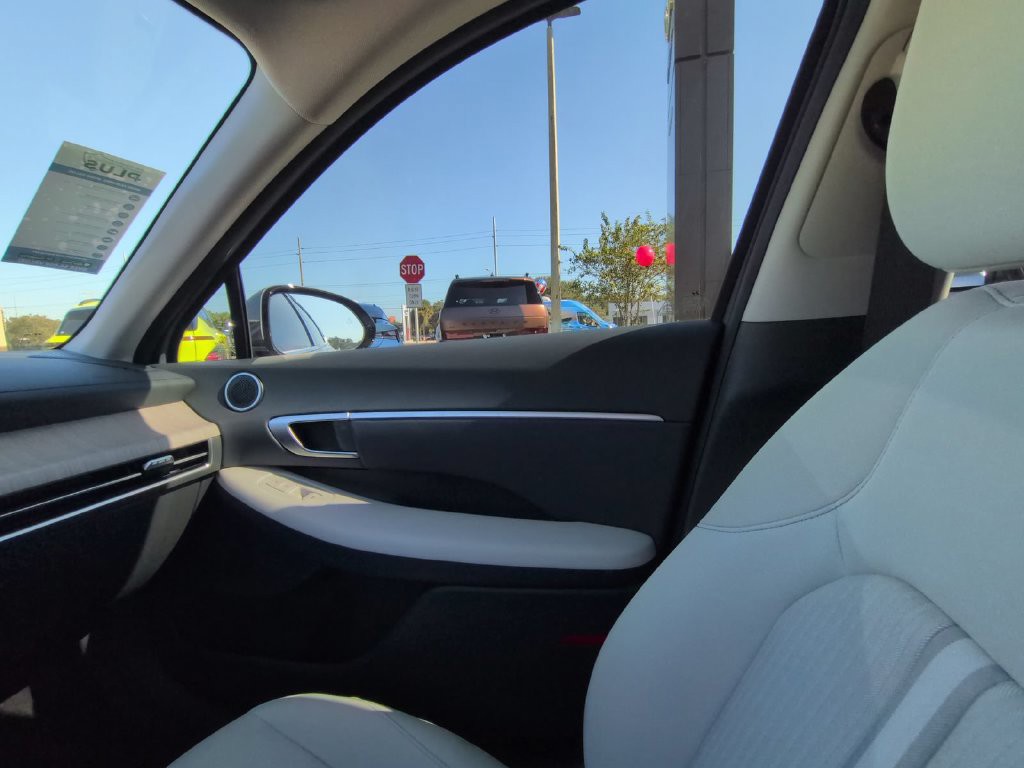 New 2027  Hyundai SEL image 28