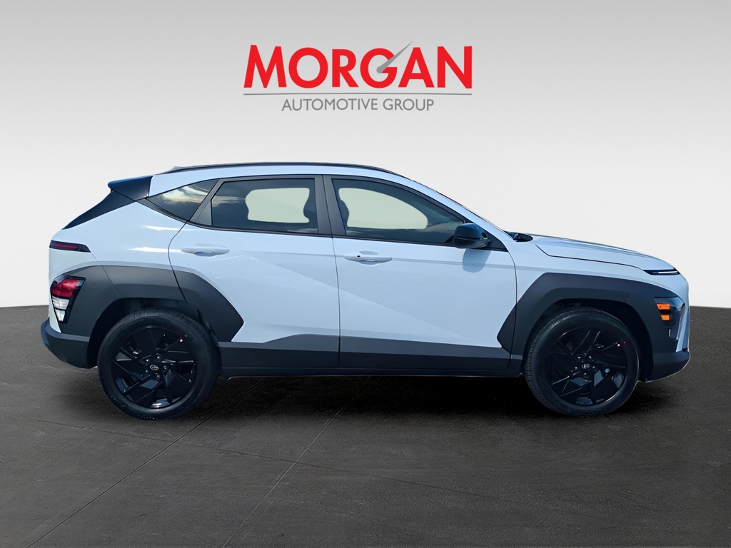New 2027 White Hyundai SEL Sport image 4