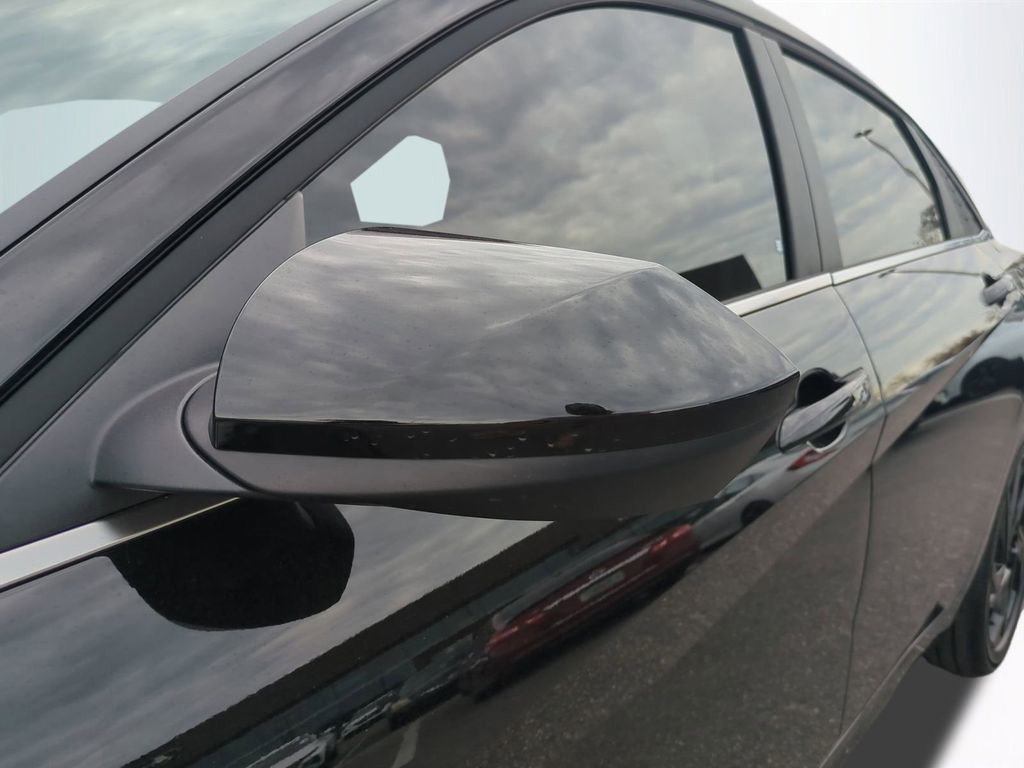 New 2026 Black Hyundai SEL Sport image 12