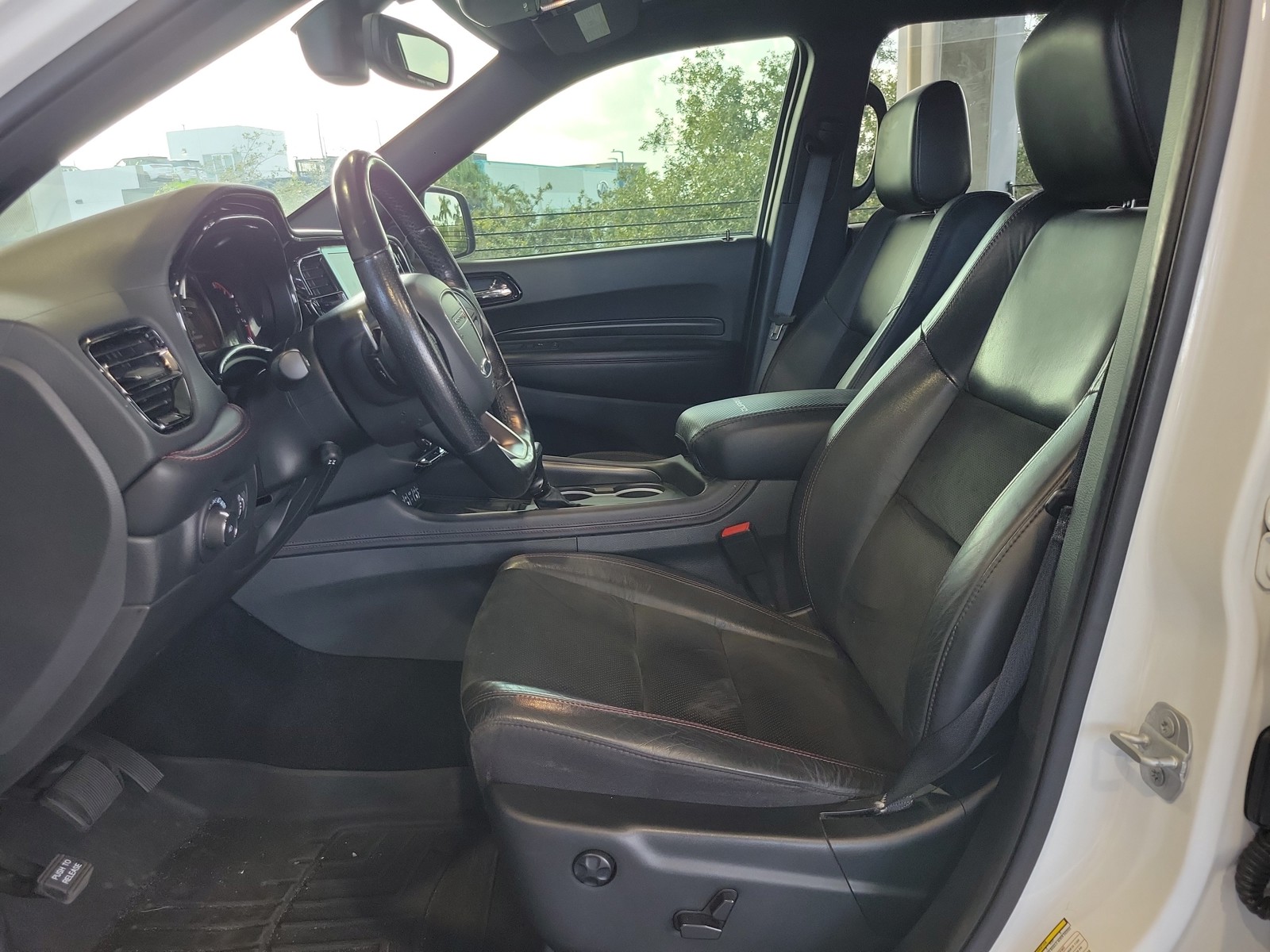 Used 2022 White Knuckle Clearcoat Dodge R/T image 18