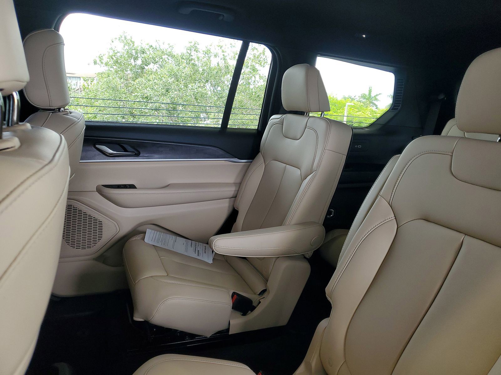 2025 Jeep Grand Cherokee L Limited - Photo 8