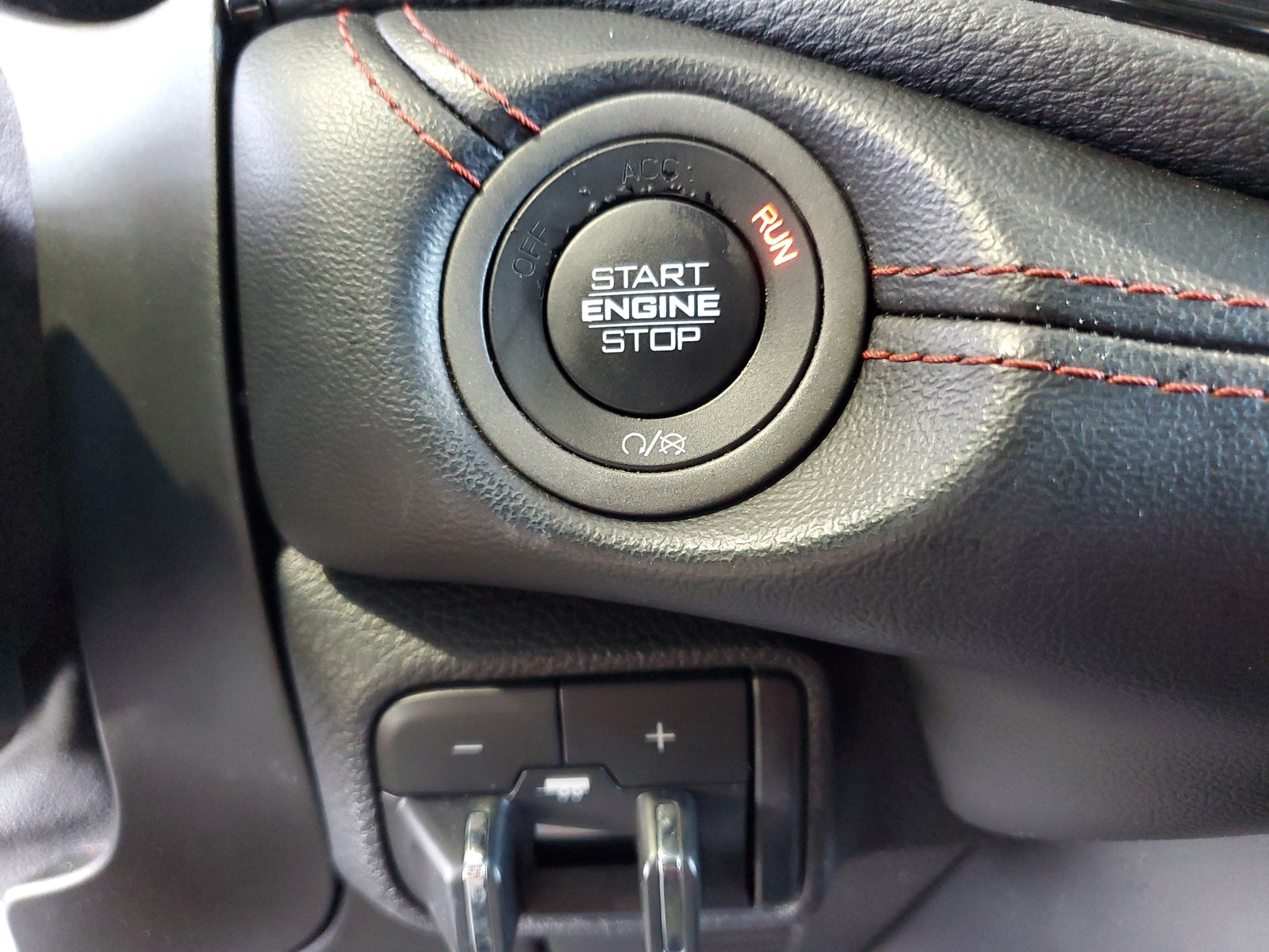 Used 2023 White Knuckle Clearcoat Dodge R/T Plus image 31