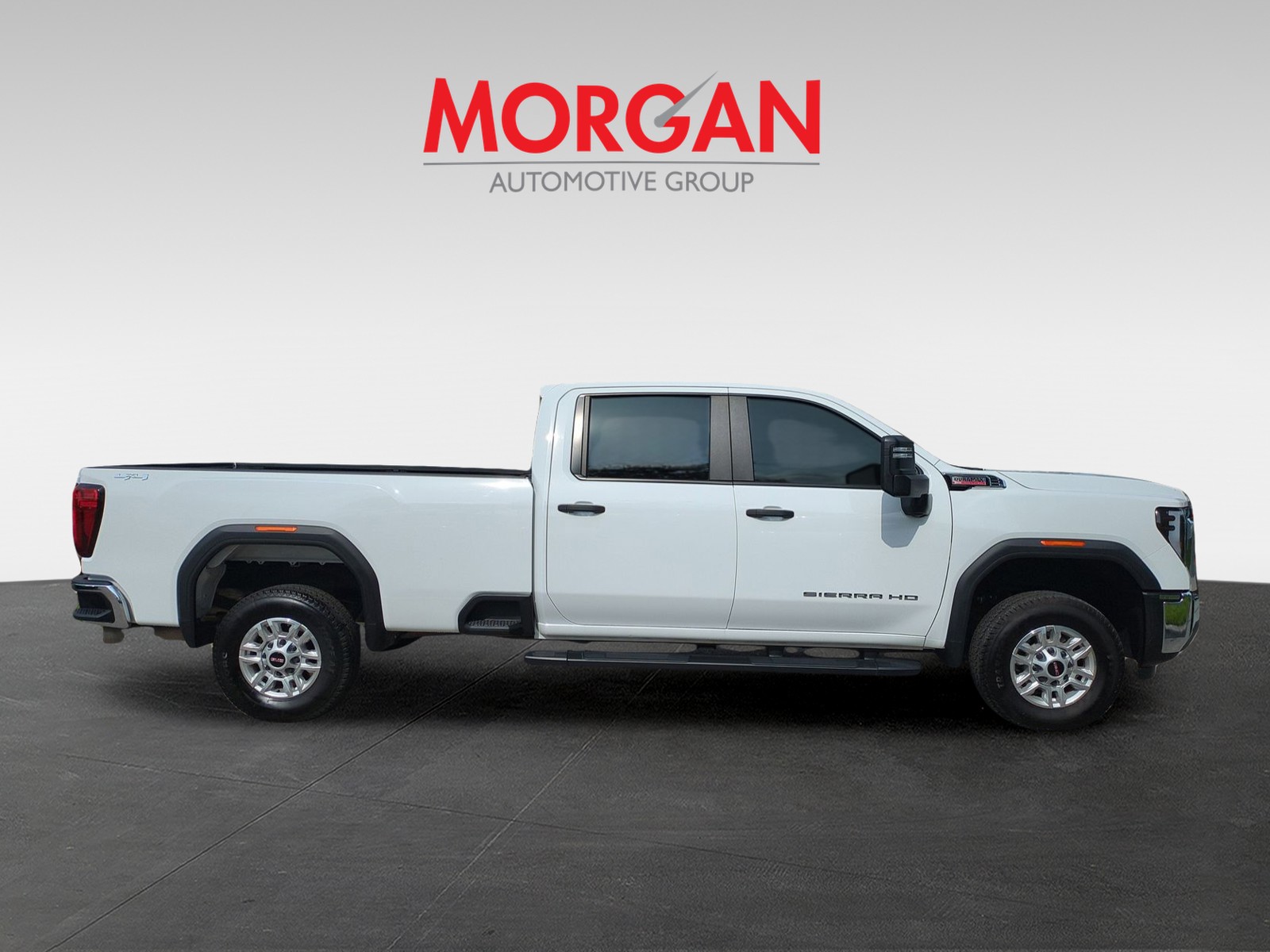 Used 2024 Summit White GMC Pro image 4